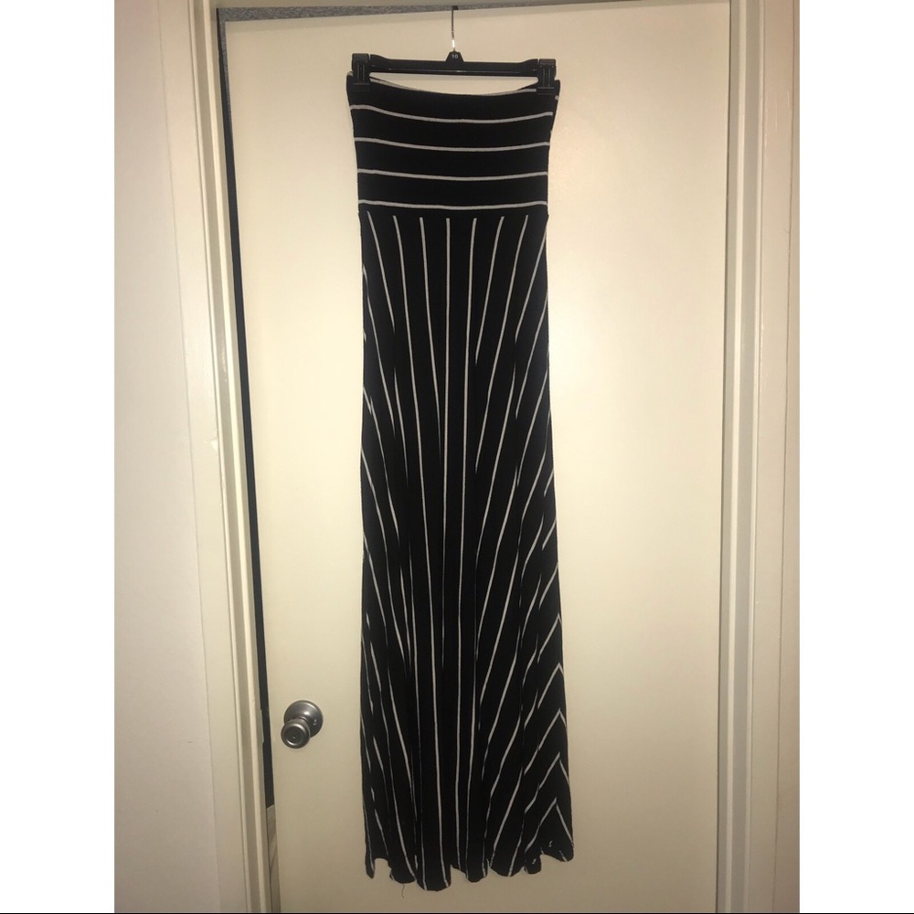 Love Ady Strapless Sundress - Picture 2 of 3